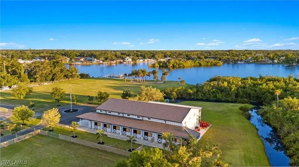 Picture of 14700 Duke Hwy, Alva, FL 33920