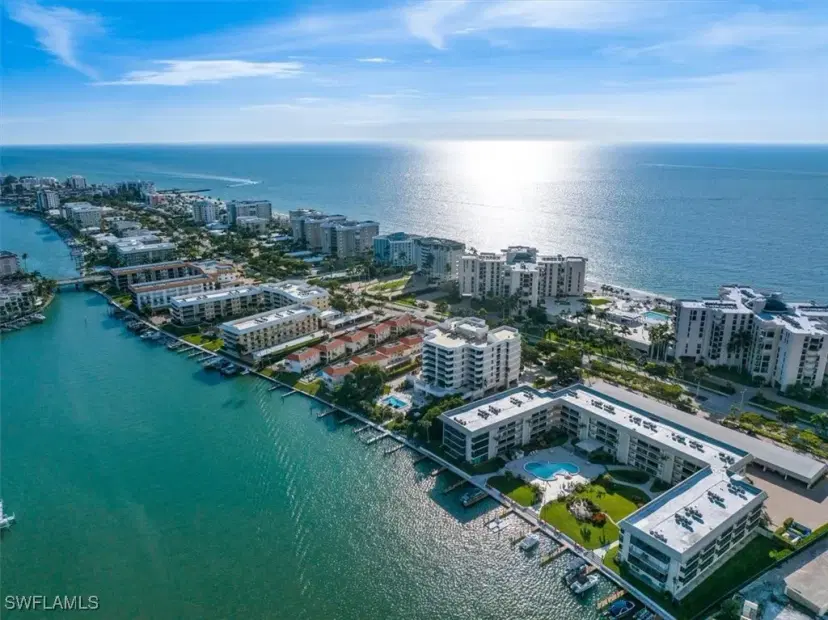 Picture of 3200 Gulf Shore Blvd N 115, Naples FL 34103