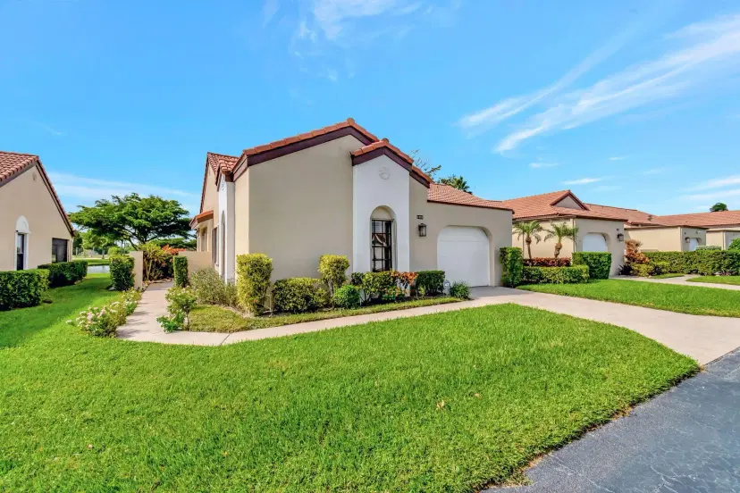 Picture of 8282 Mooring Circle, Boynton Beach FL 33472