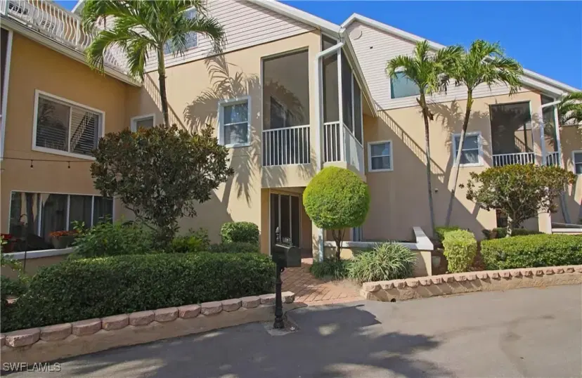Picture of 819 James St, Fort Myers FL 33916