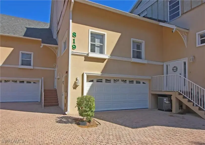 Picture of 819 James St, Fort Myers FL 33916