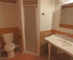 Picture of 819 James St, Fort Myers, FL 33916