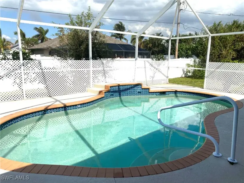Picture of 1733 SW 40Th Ter, Cape Coral FL 33914
