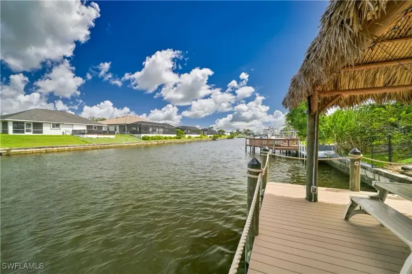 Picture of 911 SE 15Th St, Cape Coral FL 33990