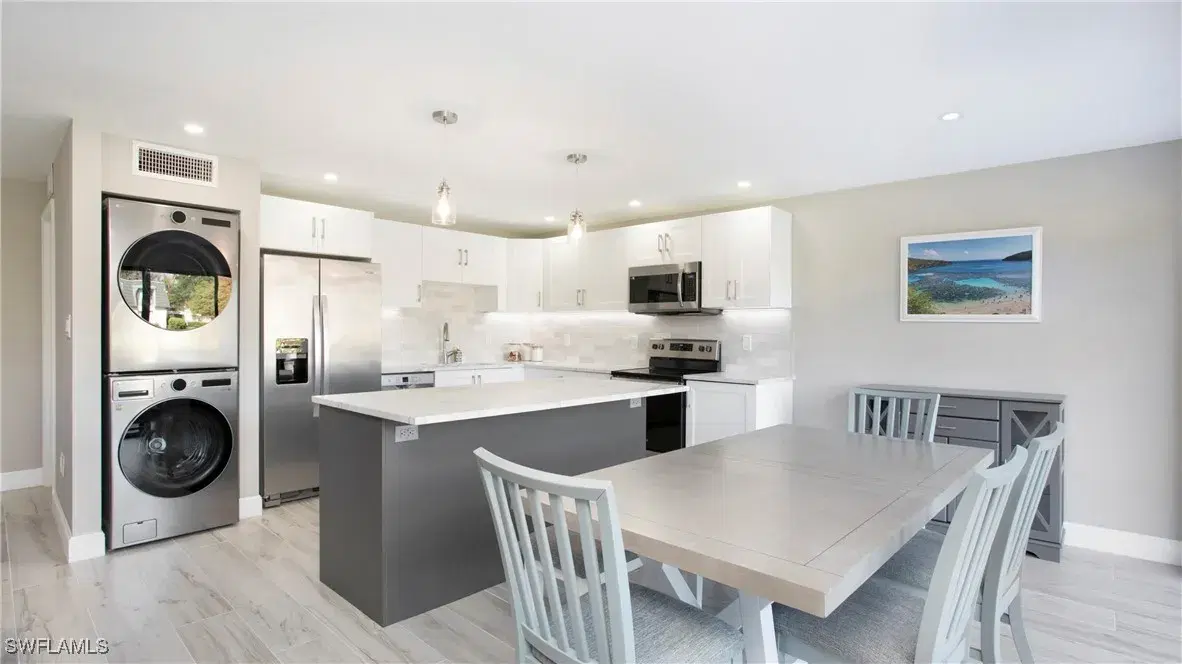 Picture of 425 Meadowlark Ln 425A, Naples, FL 34105