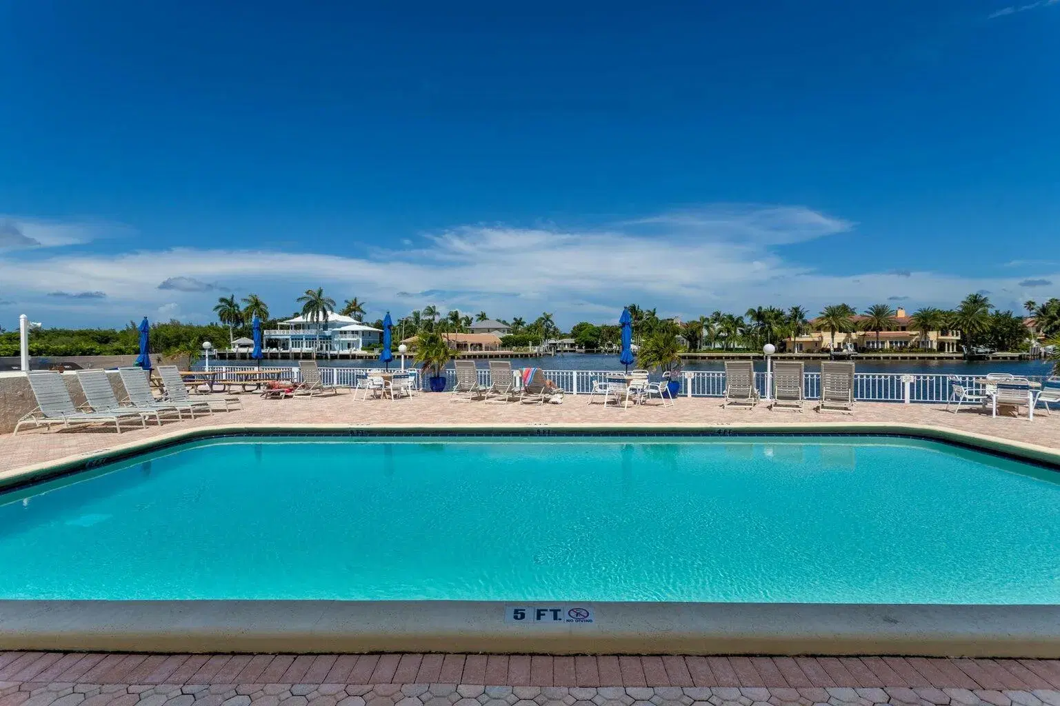 Picture of 600 Snug Harbor Dr Drive A 17, Boynton Beach, FL 33435