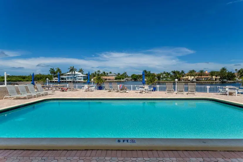Picture of 600 Snug Harbor Dr Drive A 17, Boynton Beach FL 33435