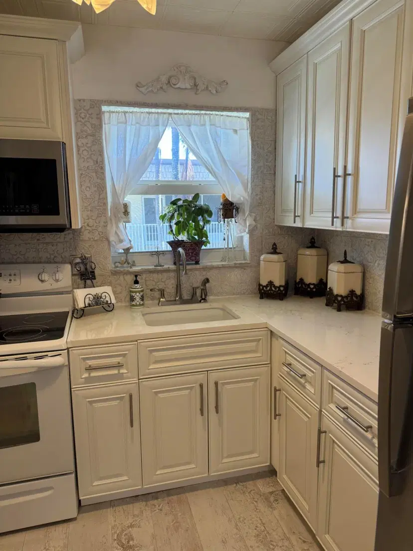 Picture of 600 Snug Harbor Dr Drive A 17, Boynton Beach FL 33435