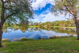 Picture of 6050 Jonathans Bay Cir 302, Fort Myers, FL 33908