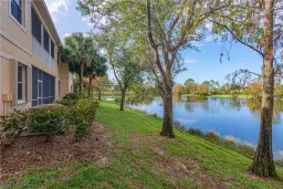 Picture of 6050 Jonathans Bay Cir 302, Fort Myers, FL 33908