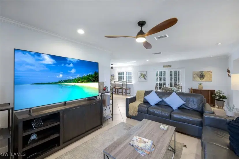 Picture of 730 Amber Dr, Marco Island FL 34145