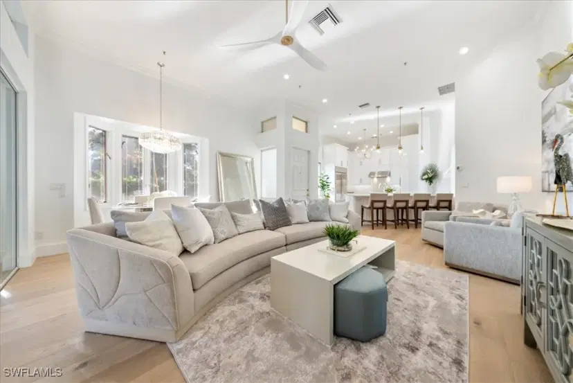Picture of 3624 Belair Ln 13, Naples FL 34103