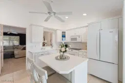 Picture of 725 Neapolitan Way 725, Naples, FL 34103