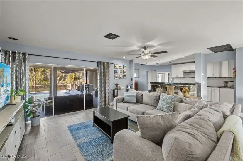 Picture of 4210 SW 9Th Pl, Cape Coral FL 33914