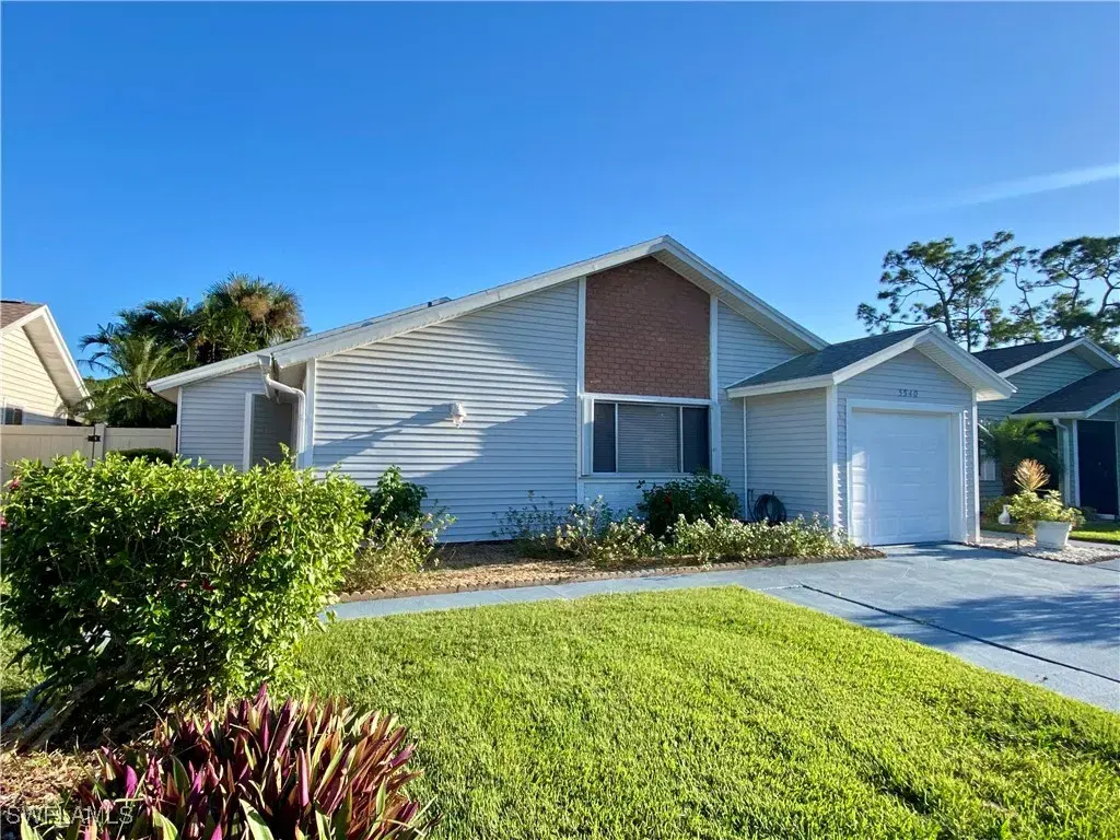 Picture of 5540 Longleaf Dr, North Fort Myers, FL 33917