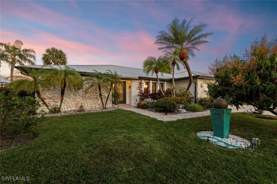 Picture of 27141 Belle Rio Dr, Bonita Springs, FL 34135