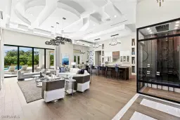 Picture of 607 Myrtle Rd, Naples, FL 34108