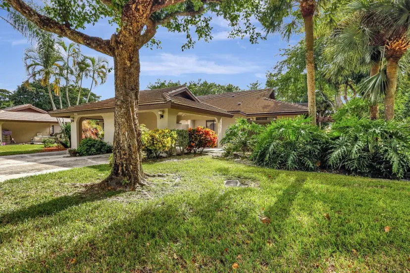 Picture of 10088 Shadywood Place, Boynton Beach FL 33437