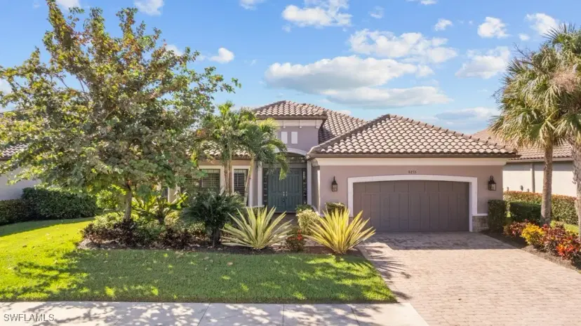 Picture of 9235 Rialto Ln, Naples FL 34119