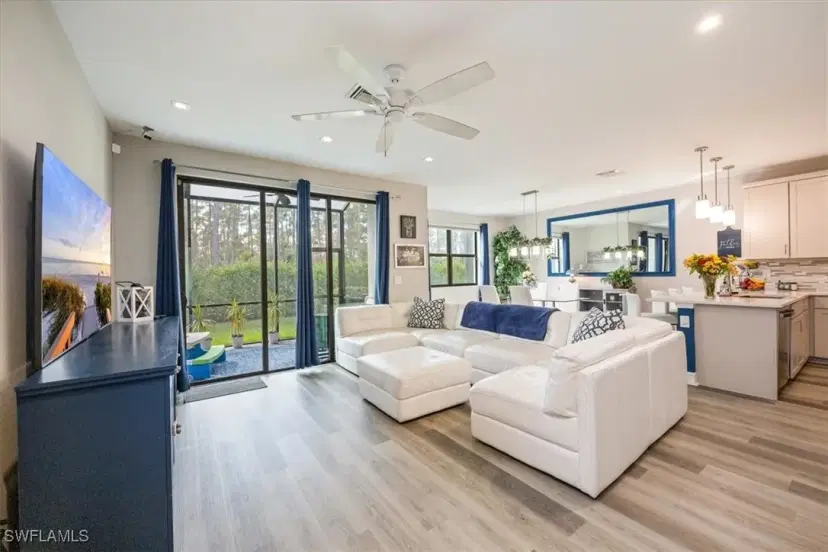 Picture of 7320 Rockefeller Dr, Naples FL 34119