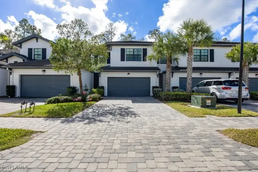 Picture of 7320 Rockefeller Dr, Naples FL 34119