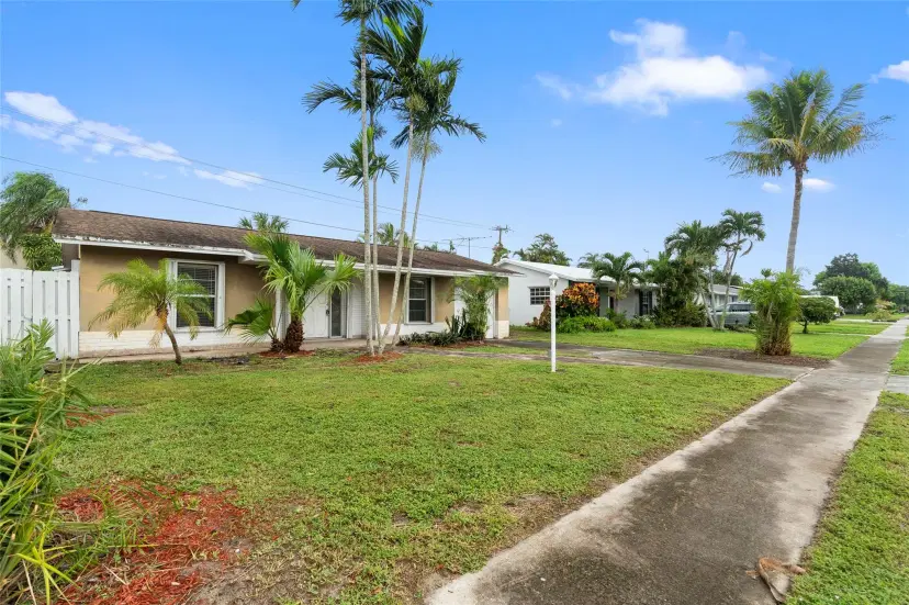 Picture of 9741 SW 1St Pl, Boca Raton FL 33428