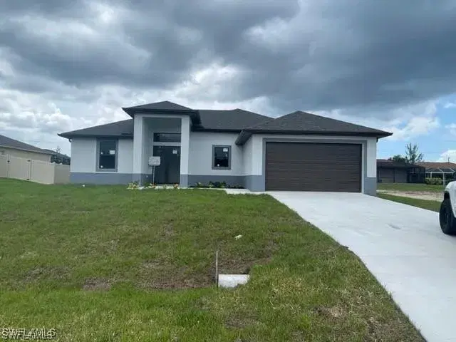 Picture of 1005 SW 11Th Ct, Cape Coral, FL 33991