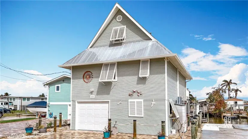 Picture of 850 Oak St, Fort Myers Beach FL 33931