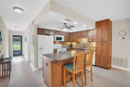 Picture of 13663 Mcgregor Village Dr 18, Fort Myers, FL 33919