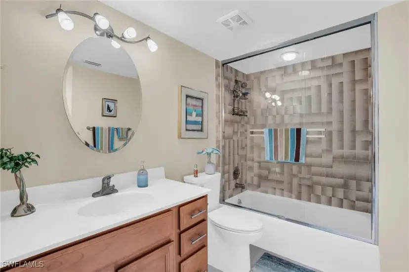 Picture of 13663 Mcgregor Village Dr 18, Fort Myers FL 33919