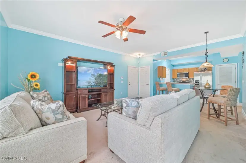 Picture of 9015 Colby Dr 2010, Fort Myers FL 33919