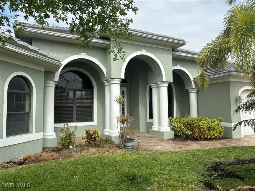 Picture of 1302 NE 6Th Ave, Cape Coral FL 33909