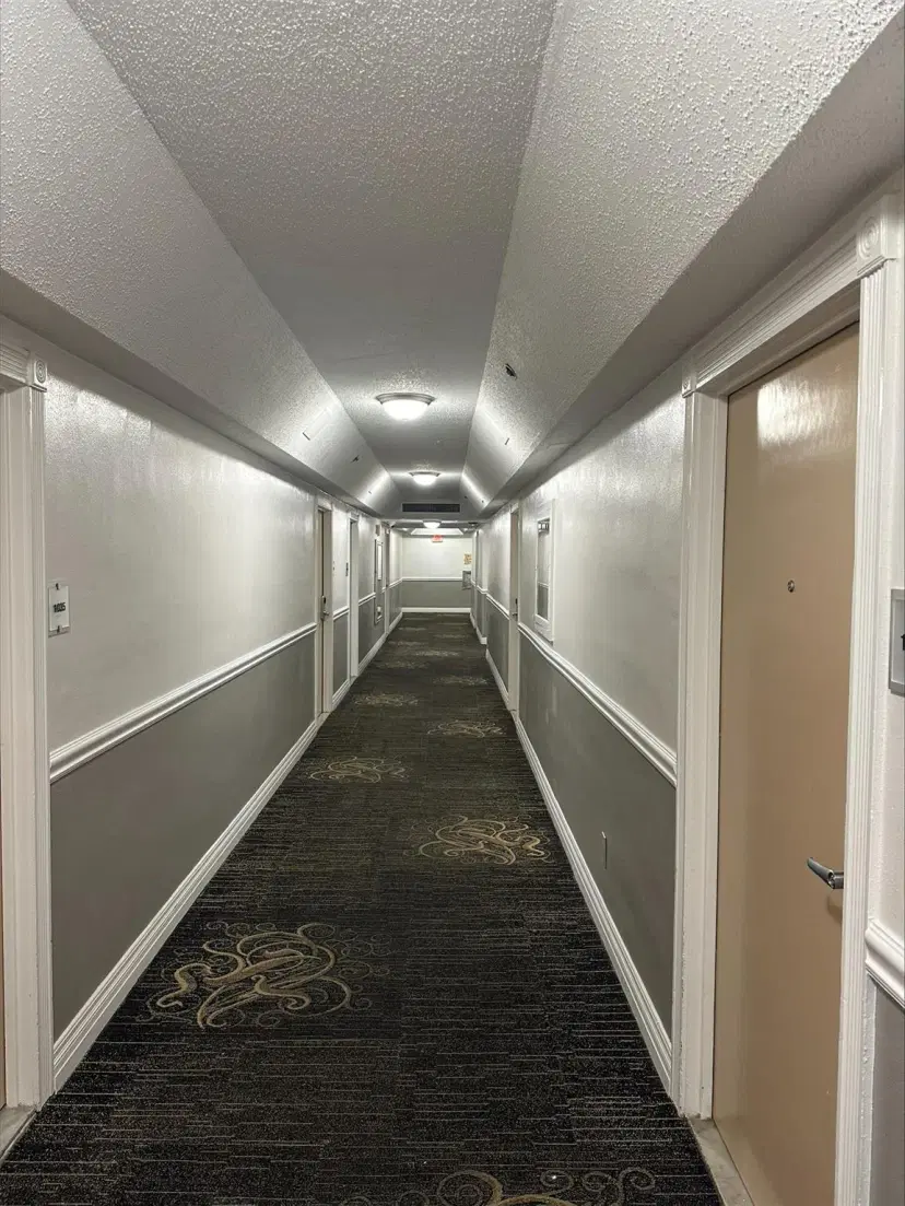 Picture of 19201 Collins Ave 1048, North Miami Beach FL 33160