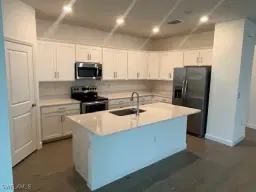 Picture of 13830 Hunter Oak Dr, Fort Myers, FL 33913