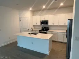 Picture of 13830 Hunter Oak Dr, Fort Myers, FL 33913