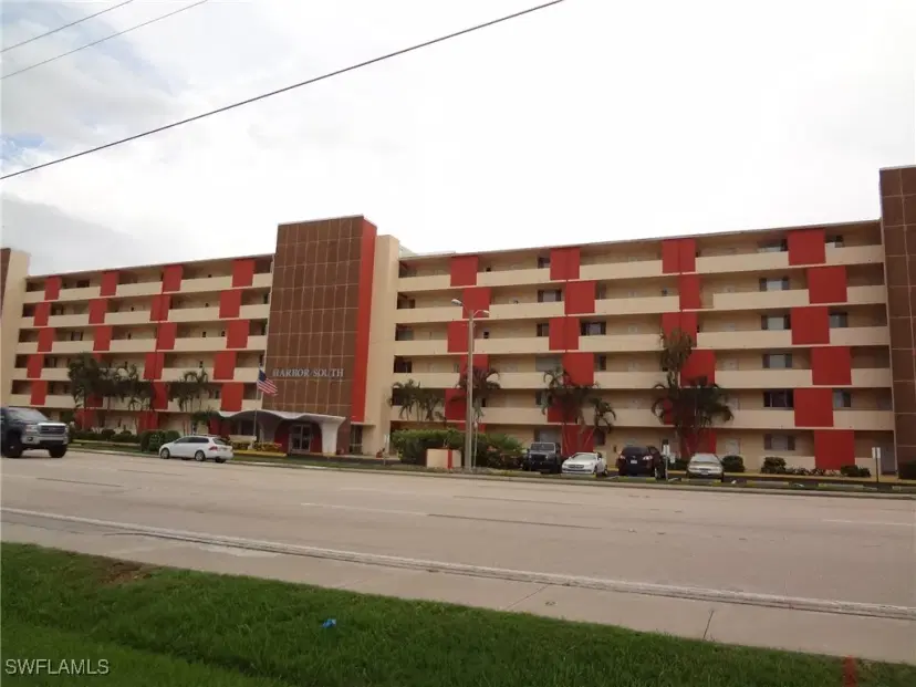 Picture of 1766 Cape Coral Pkwy E 208, Cape Coral FL 33904