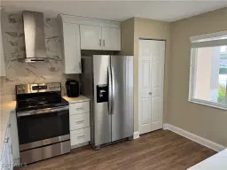 Picture of 6945 Dennis Cir I-104, Naples, FL 34104