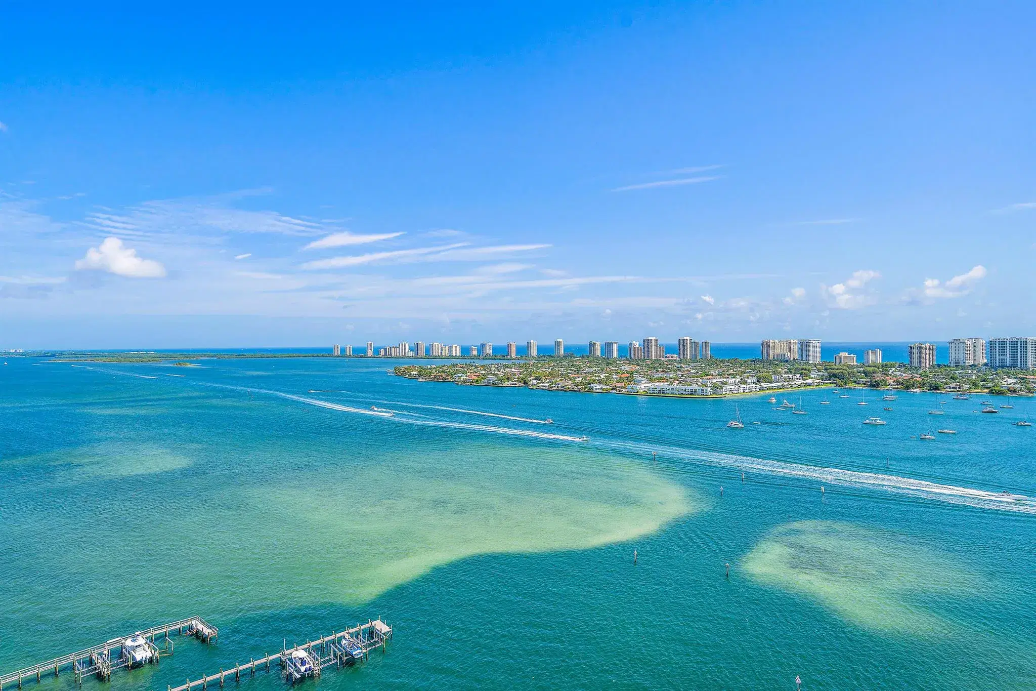 Picture of 2650 Lake Shore Drive 2403, Riviera Beach, FL 33404