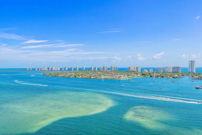 Picture of 2650 Lake Shore Drive 2403, Riviera Beach FL 33404