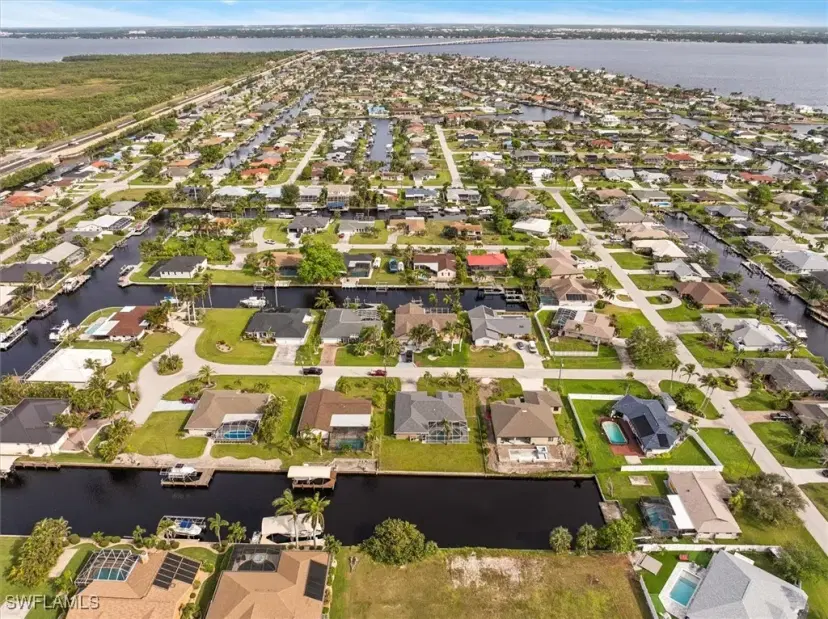 Picture of 2526 SE 19Th Pl, Cape Coral FL 33904