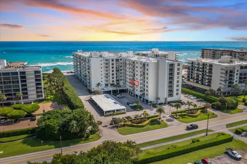 Picture of 3450 S Ocean Boulevard 324, Palm Beach FL 33480