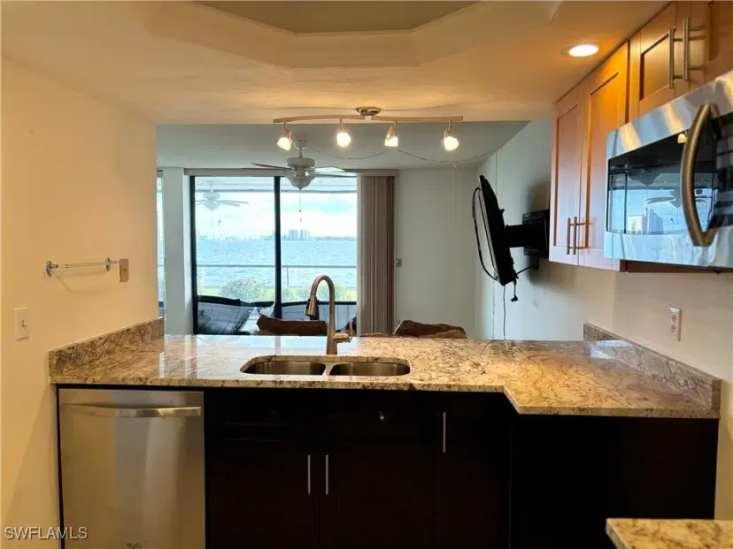 Picture of 3490 N Key Dr 113, North Fort Myers FL 33903