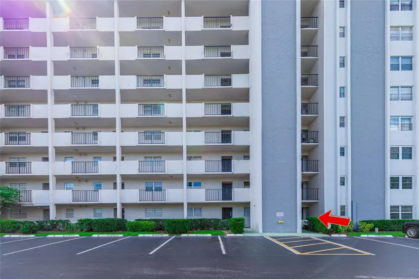 Picture of 5900 NW 44 115, Lauderhill FL 33319