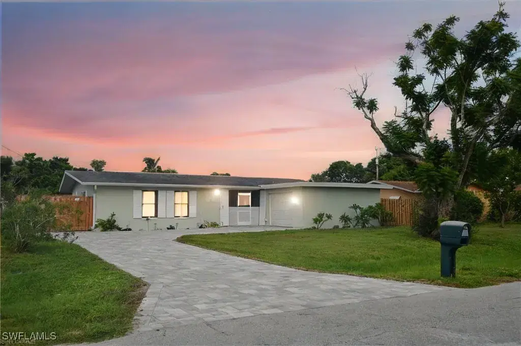 Picture of 2636 SE 18Th Ave, Cape Coral, FL 33904