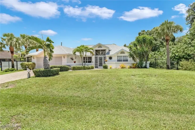 Picture of 603 Canton Ave, Lehigh Acres FL 33972