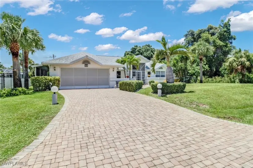 Picture of 603 Canton Ave, Lehigh Acres FL 33972