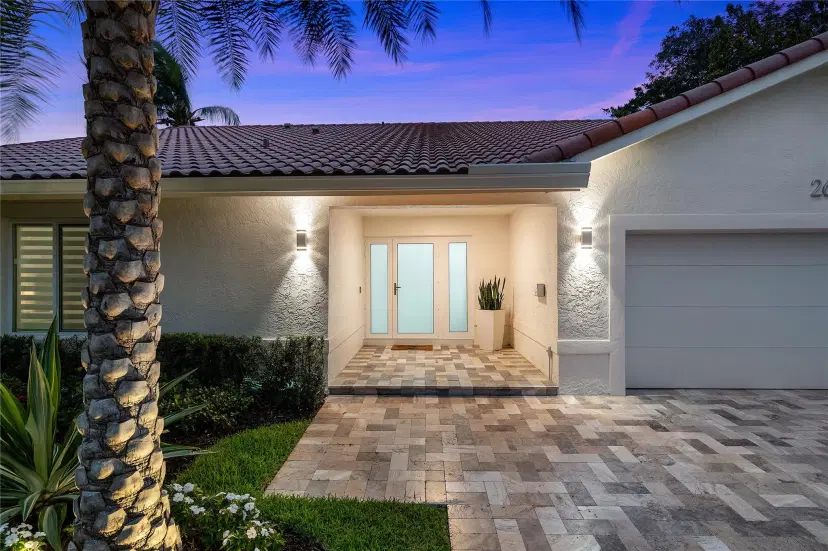 Picture of 263 Hibiscus Ave, Lauderdale By The Sea FL 33308