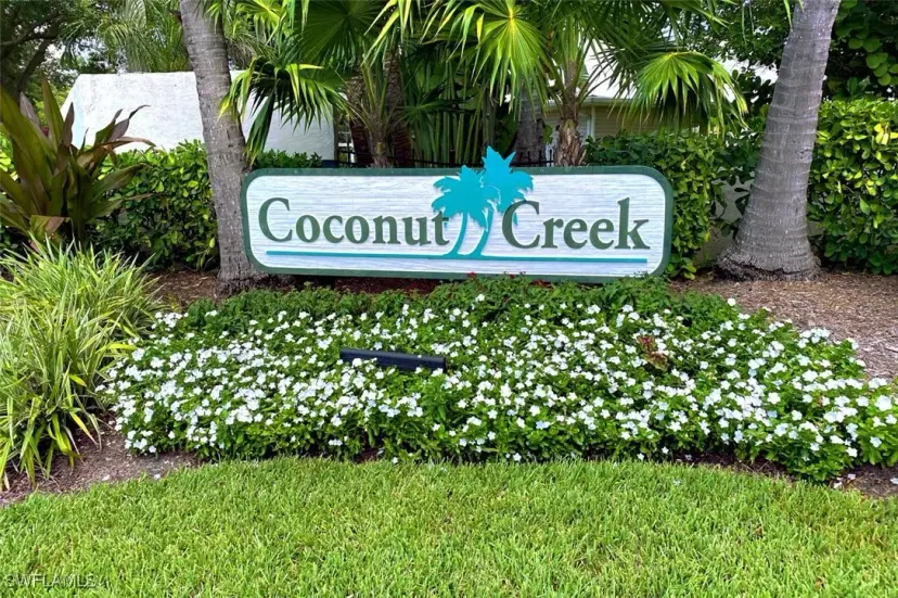 Picture of 12350 Coconut Creek Ct, Fort Myers FL 33908
