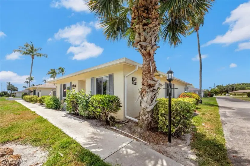Picture of 83 Glades Blvd 2 Apt 1612, Naples FL 34112