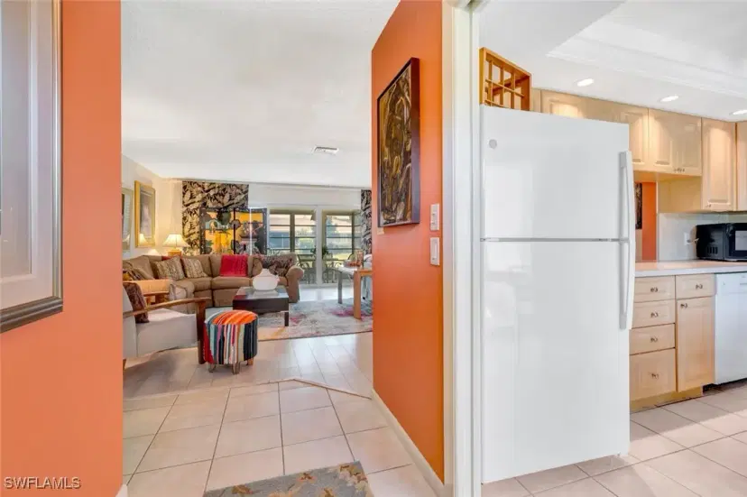Picture of 83 Glades Blvd 2 Apt 1612, Naples FL 34112